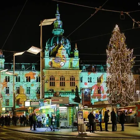 Am Grazer Hauptplatz Graz